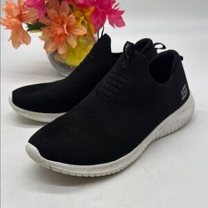 Skechers Black Knit Slip-On Shoes Lightweight Memory Foam Footbed Size 10